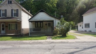 307 Crawford Run Rd, Creighton, PA 15030