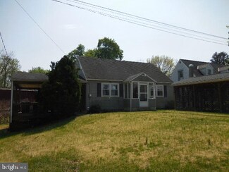 2307 New York Ave, Camp Hill, PA 17011