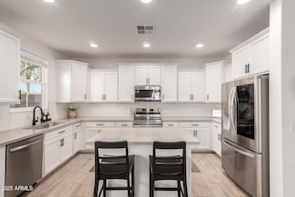 5460 S Dillon Cir, Mesa, AZ 85212