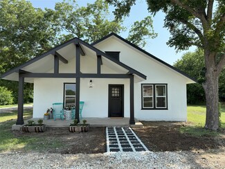 201 4th St, Bruceville-Eddy, TX 76524
