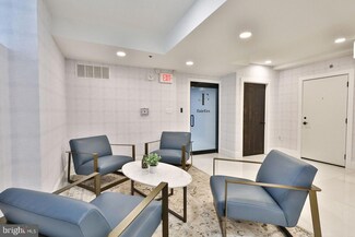 4247 Locust St Unit B-908, Philadelphia, PA 19104