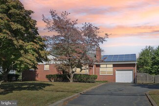 2236 Pennington Rd, Ewing, NJ 08638