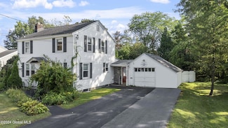 4 Baker Ave, South Glens Falls, NY 12803