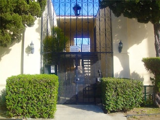 7826 Laurel Canyon Blvd Unit 3, North Hollywood, CA 91605