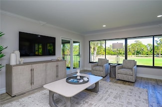 522 Wildwood Ln, Naples, FL 34105