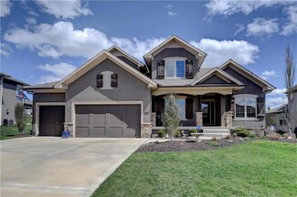 16813 Stearns St, Overland Park, KS 66221