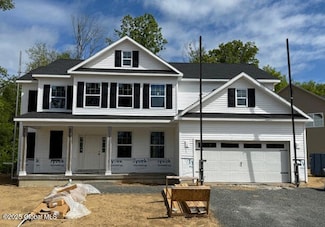 25 Tamarack St, Ballston Lake, NY 12019