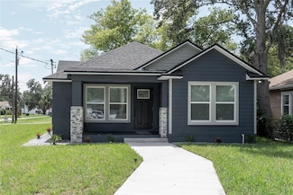 718 E 7th St, Sanford, FL 32771