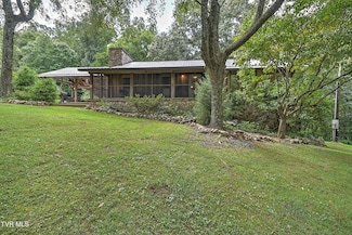 204 Chinquapin Ln, Jonesborough, TN 37659