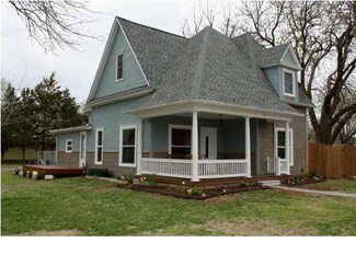 123 E Showalter St, Rose Hill, KS 67133