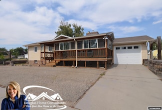 1000 Erwin St, Douglas, WY 82633