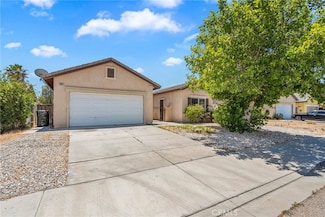 13261 Eastview Ln, Victorville, CA 92392