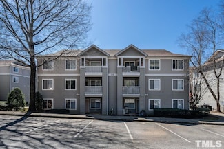 1230 University Ct Unit 204, Raleigh, NC 27606