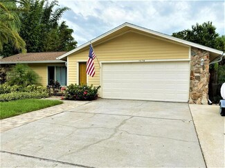 1376 Wexford Dr N, Palm Harbor, FL 34683