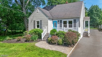 94 Sycamore Ave, Bridgewater, NJ 08807