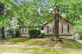 200 NE Keystone Dr, Lees Summit, MO 64086