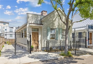 22 Sheppard St, Charleston, SC 29403
