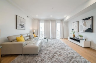 160 Brunswick St Unit 303, Jersey City, NJ 07302