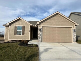 2124 NW 95th St, Kansas City, MO 64154