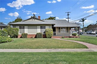 2001 Meriday Ln, Santa Ana, CA 92706