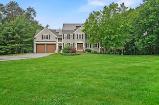 1 Pondview, Salisbury, MA 01952