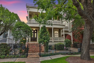 1132 Oxford St, Houston, TX 77008