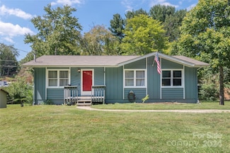 140 Oakdale Rd, Waynesville, NC 28786