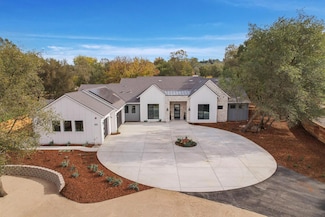 4177 Laird Rd, Loomis, CA 95650