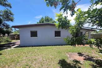 8035 Robin Rd, Seminole, FL 33777