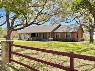 114 Shady Grove, Tow, TX 78672