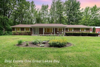 13840 Dice Rd, Hemlock, MI 48626