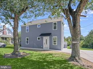 2917 E Lee Ave, Alexandria, VA 22306