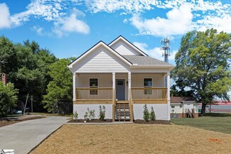 141 Baileyview St, Greer, SC 29651