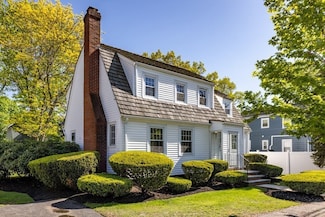 9 Courtland Cir, Milton, MA 02186