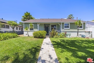 8136 Genesta Ave, Van Nuys, CA 91406