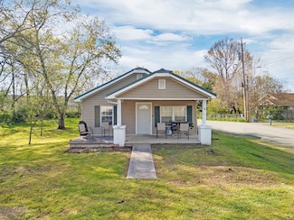 153 Northside Ave, Newport, TN 37821