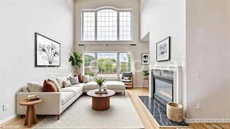 3 Caledonia Cir, Highland Mills, NY 10930