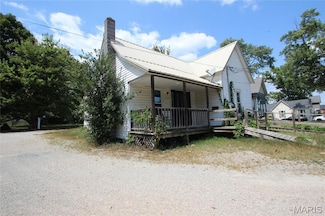 306 S Mine La Motte St, Fredericktown, MO 63645