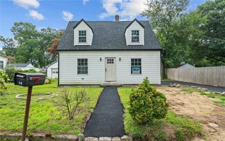 78 Viewesta Rd, Warwick, RI 02886