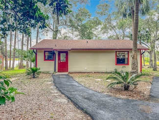 16621 SE 57th Place, Ocklawaha, FL 32179