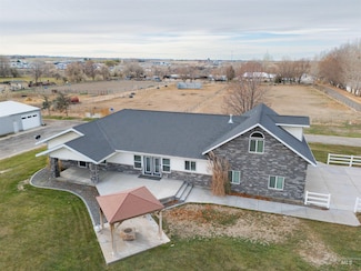 363 Grandview Dr N, Twin Falls, ID 83301