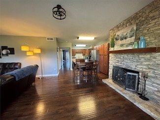 2550 Sam Rayburn Pkwy Unit B-6, Brookeland, TX 75931