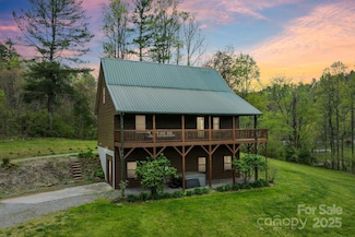 311 Banks Creek Rd, Burnsville, NC 28714