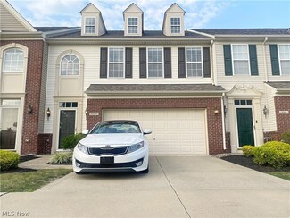 1000 Tradewinds Cove Unit 2E, Painesville, OH 44077