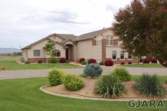 1228 O 1/2 Rd, Loma, CO 81524