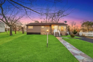 42 Gates Ave, Brentwood, NY 11717