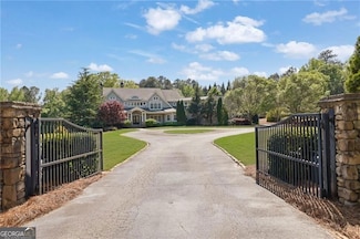 690 Ebenezer Rd, Roswell, GA 30075