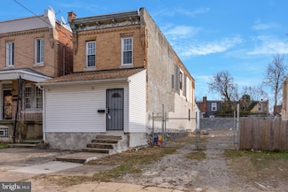 7038 Greenway Ave, Philadelphia, PA 19142