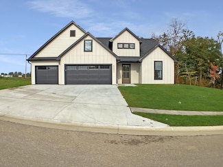 6343 Yellowstone Dr, Ashland, MO 65010