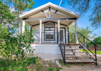 191 Shallow Springs Dr, Spring Branch, TX 78070